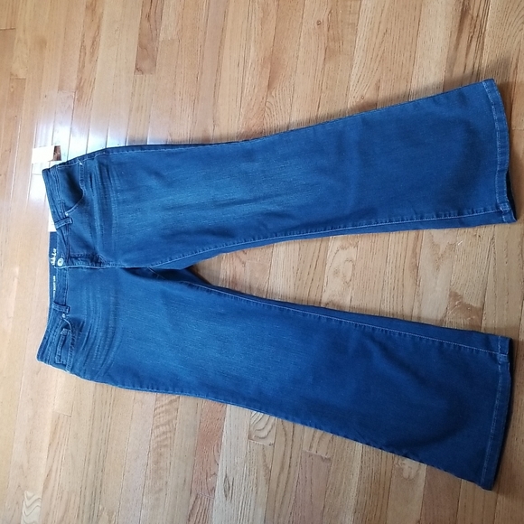 Style & Co. Denim - Style & Co. Jeans. Devon bootcut. Medium wash. Size 12 Petite.